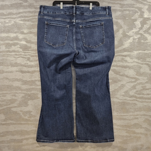 Lane Bryant SZ 24P Hi Rise Boot Cut Flex Waistband Med Wash Tight Tummy Jeans - Picture 2 of 11